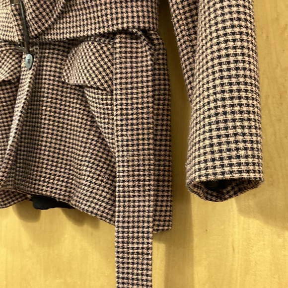 Ann Taylor Loft Wool Blazer with belt, women’s size 6 - Picture 5 of 11